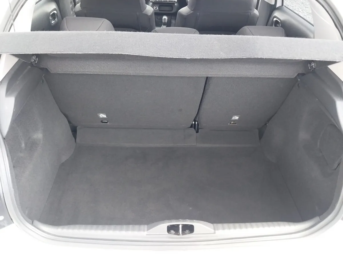 Citroen C3 Hatchback, Petrol, 2018, White