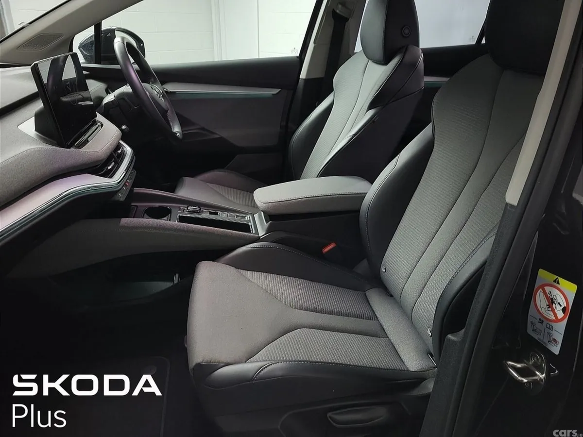 Skoda Enyaq Hatchback, Electric, 2023, Black