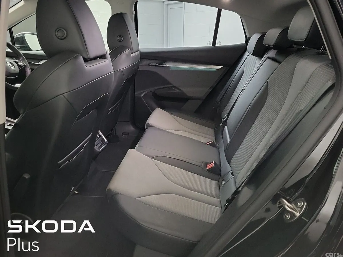 Skoda Enyaq Hatchback, Electric, 2023, Black