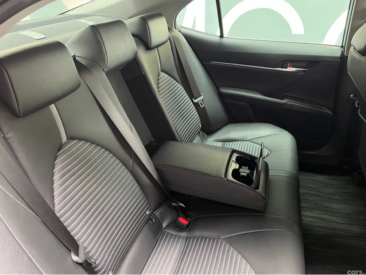 Toyota Camry Saloon, Petrol Hybrid, 2023, Black