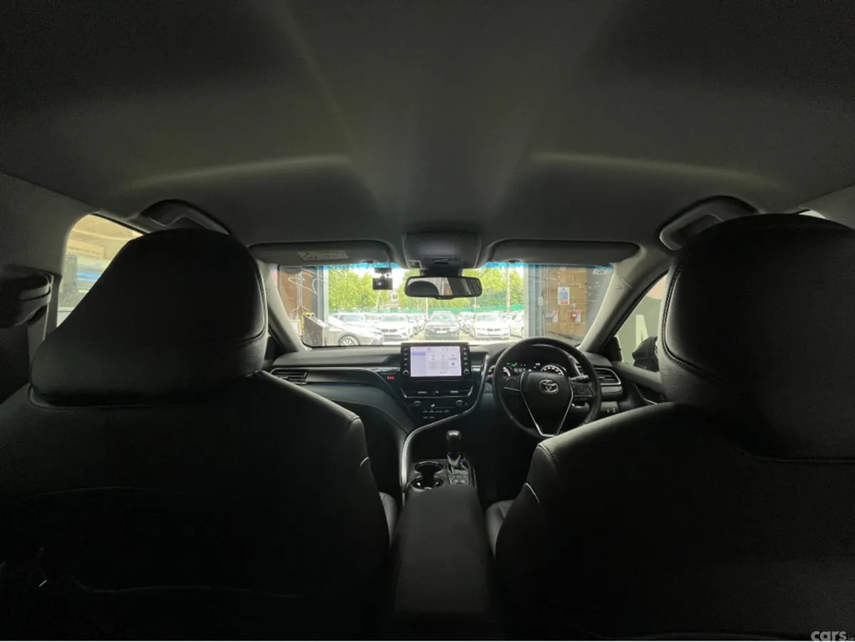 Toyota Camry Saloon, Petrol Hybrid, 2023, Black