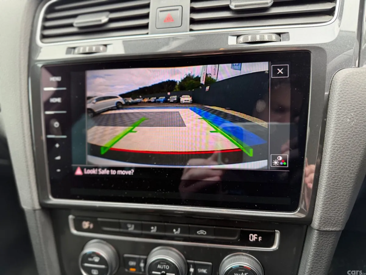 Volkswagen Golf Estate, Petrol, 2019, White