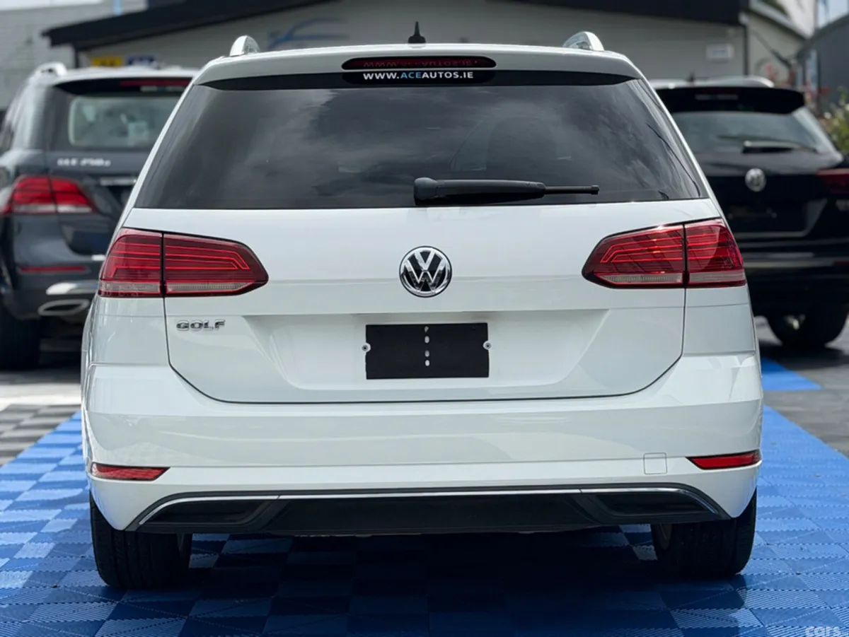 Volkswagen Golf Estate, Petrol, 2019, White