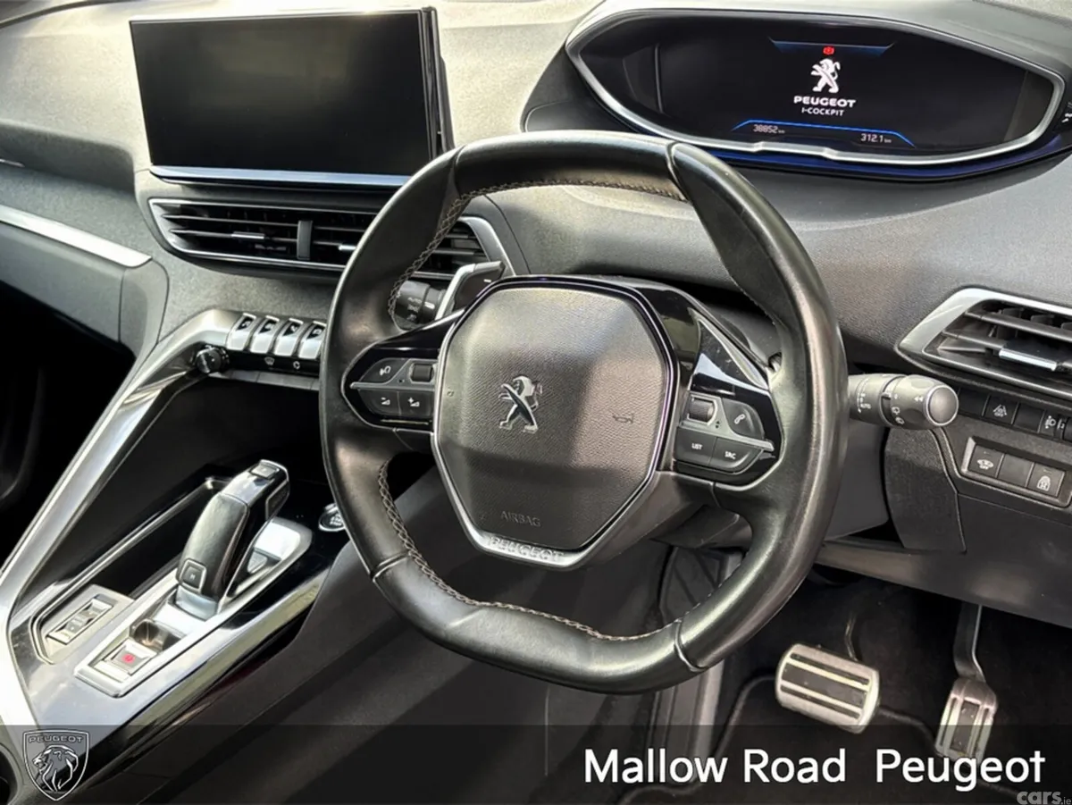 Peugeot 3008 SUV, Diesel, 2023, Red