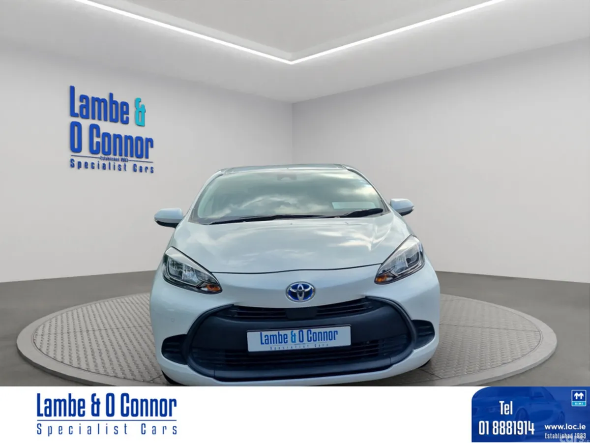 Toyota Aqua Hatchback, Petrol Hybrid, 2021, White