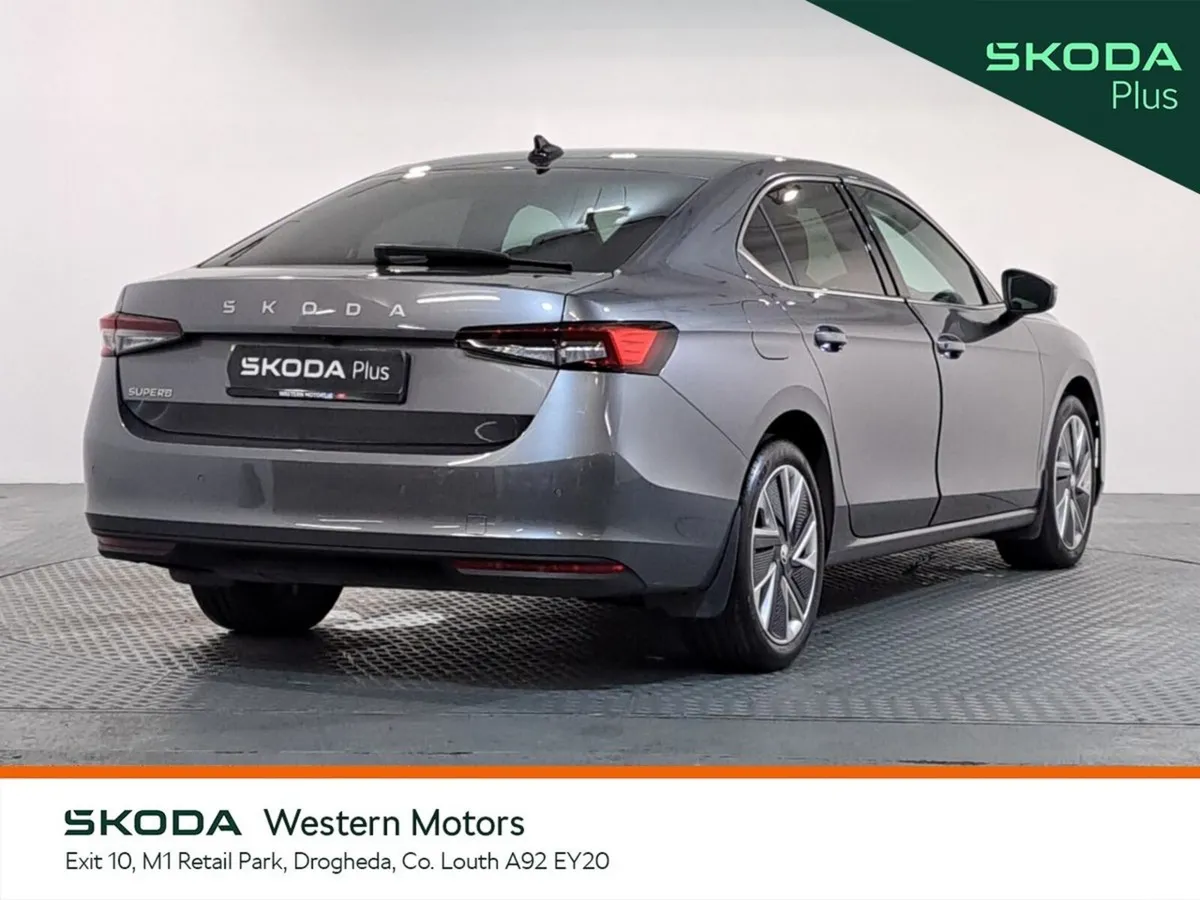 Skoda Superb Saloon, Diesel, 2024, Grey