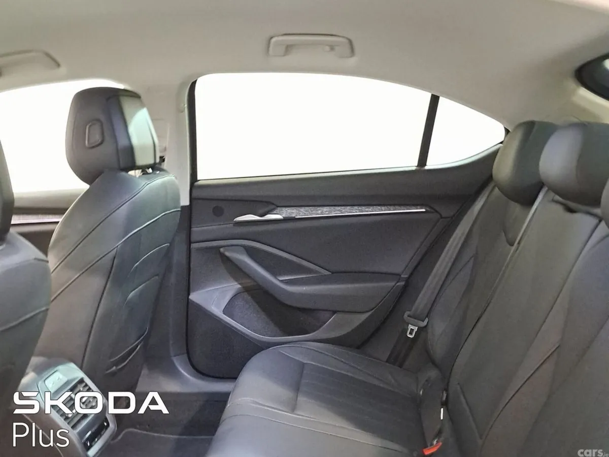 Skoda Superb Saloon, Diesel, 2024, Grey