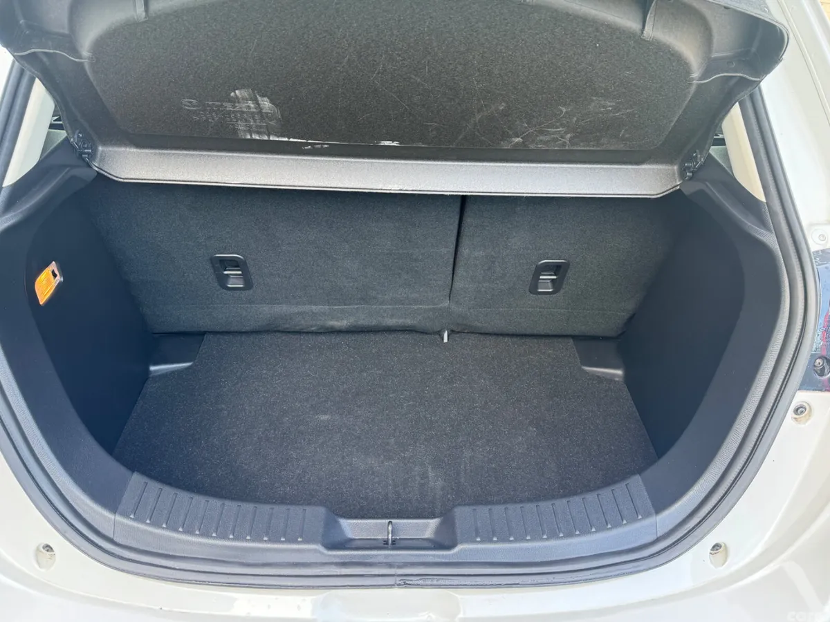 Mazda Demio Hatchback, Diesel, 2016, White