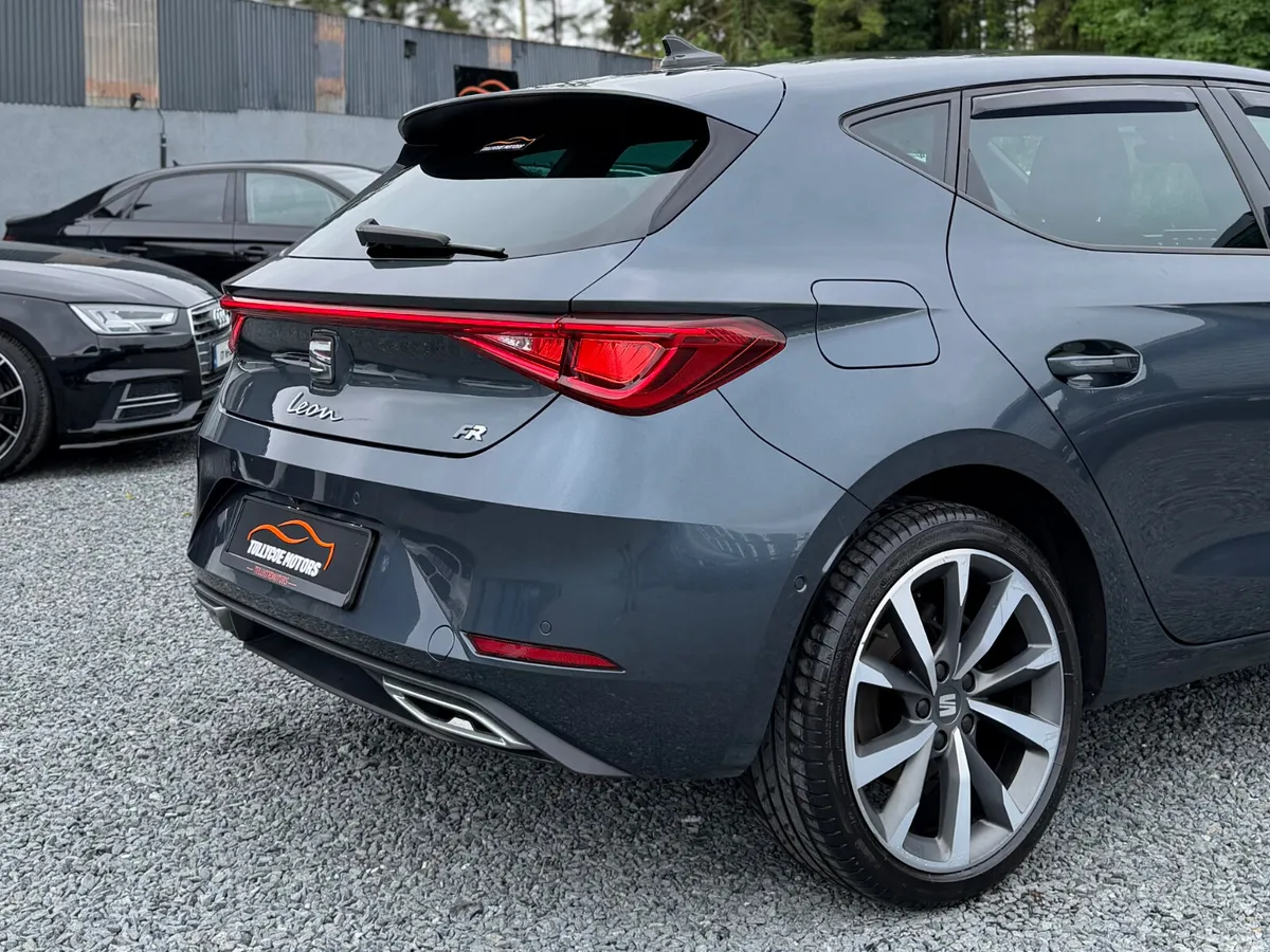 SEAT Leon Hatchback, Diesel, 2020, Grey
