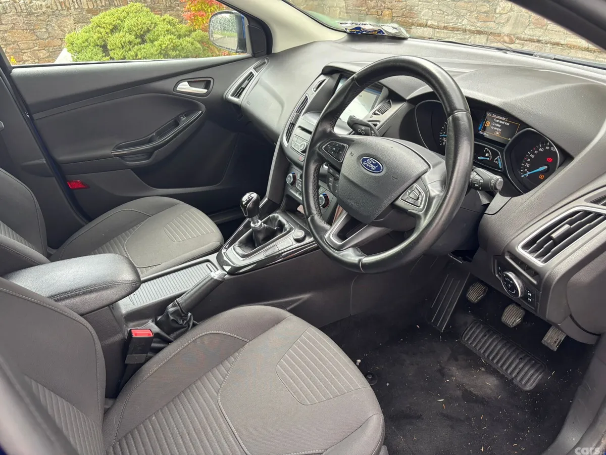 Ford Focus Hatchback, Petrol, 2019, Blue