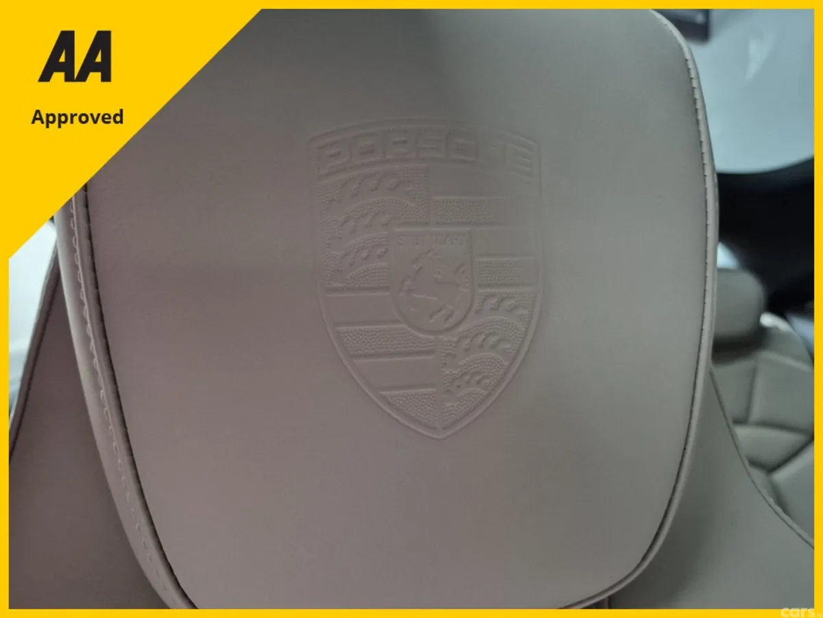 Porsche Taycan Saloon, Electric, 2022, Blue