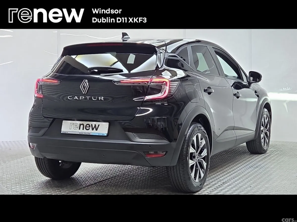 Renault Captur Hatchback, Petrol, 2025, Black