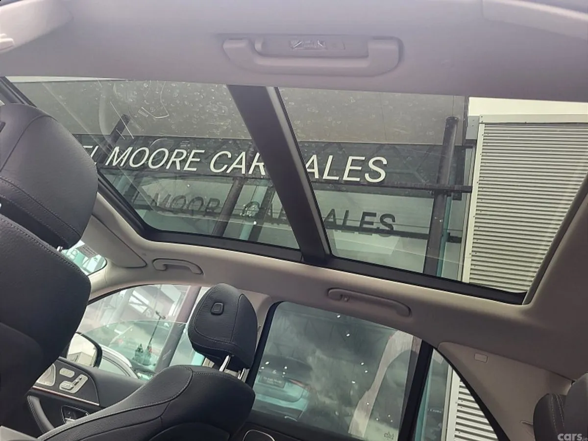 Mercedes-Benz GLE SUV, Diesel Plug-in Hybrid, 2027, Black