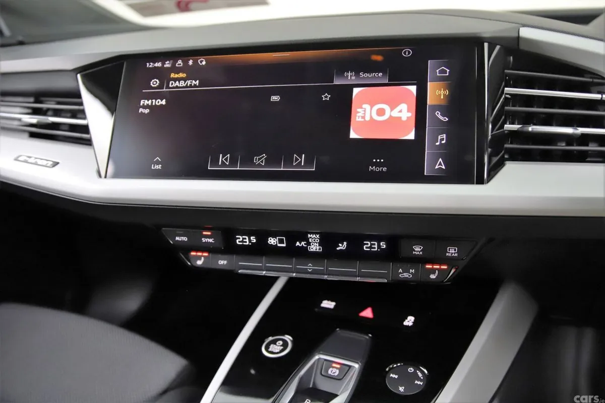 Audi Q4 e-tron SUV, Electric, 2023, Blue