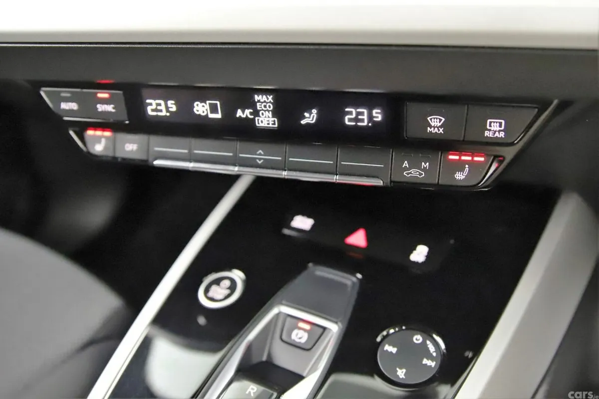 Audi Q4 e-tron SUV, Electric, 2023, Blue