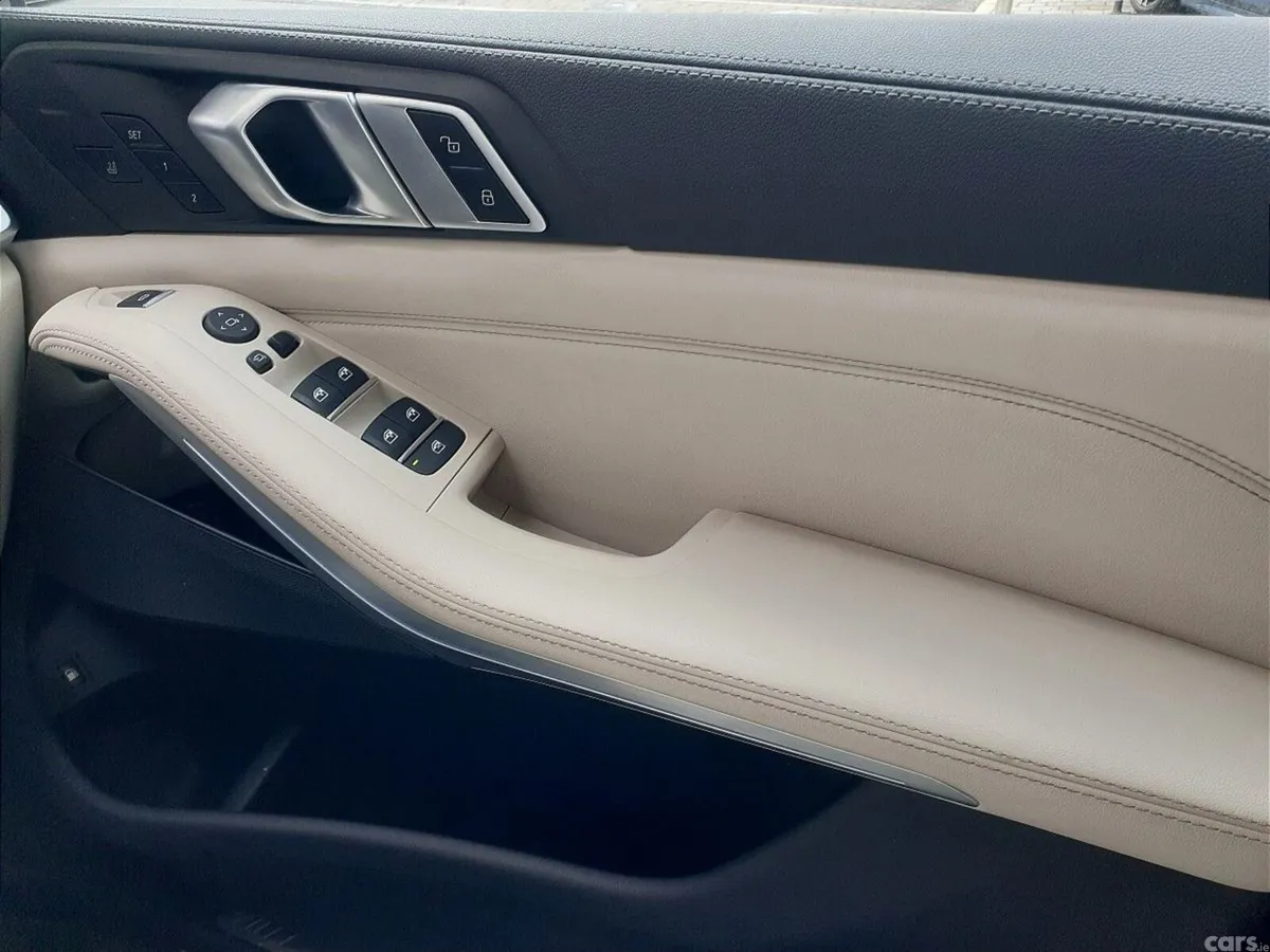 BMW X5 SUV, Petrol Plug-in Hybrid, 2023, Blue