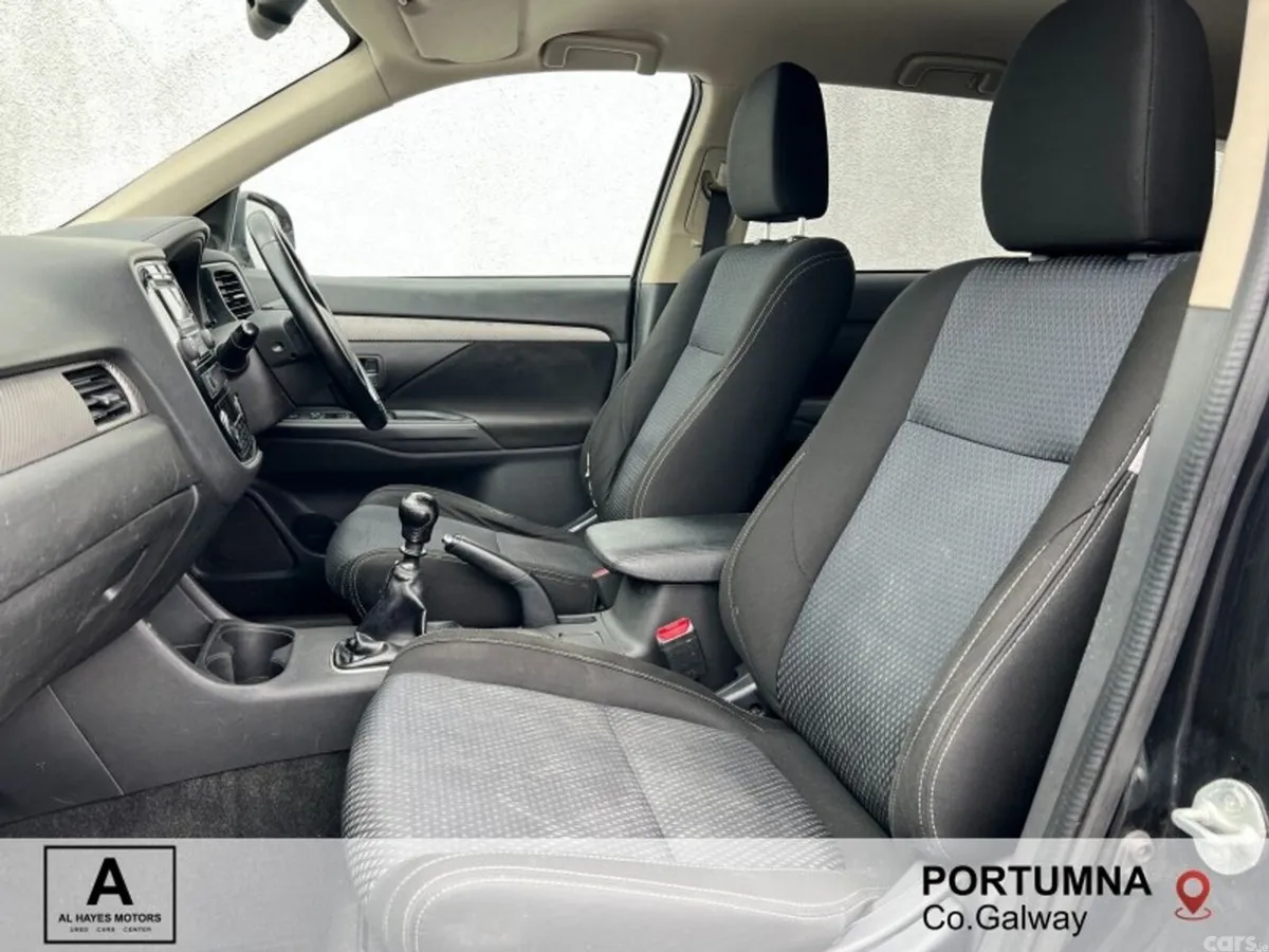 Mitsubishi Outlander SUV, Diesel, 2016, Black