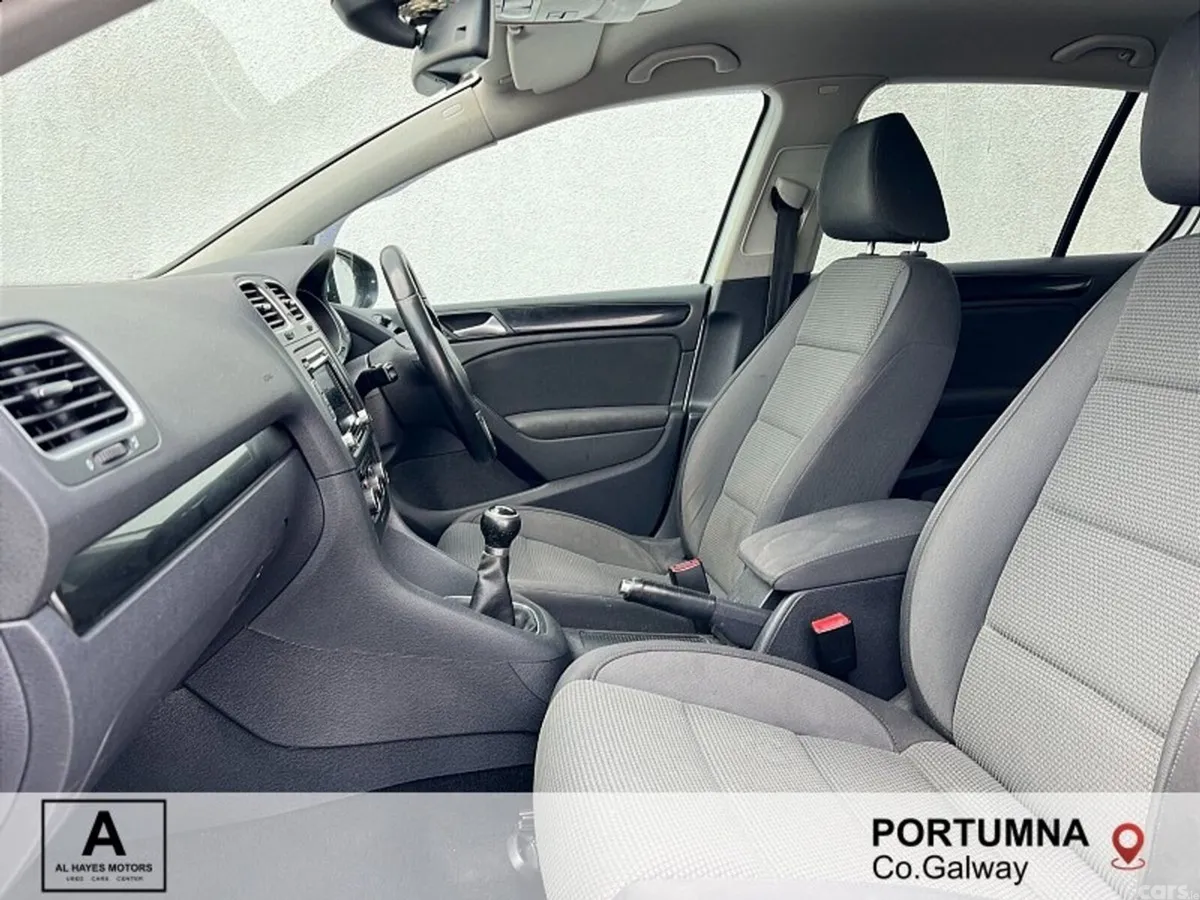 Volkswagen Golf Hatchback, Diesel, 2012, Silver