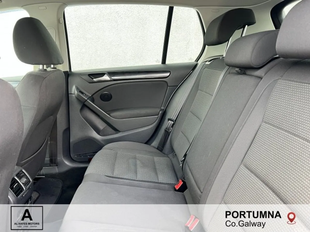 Volkswagen Golf Hatchback, Diesel, 2012, Silver