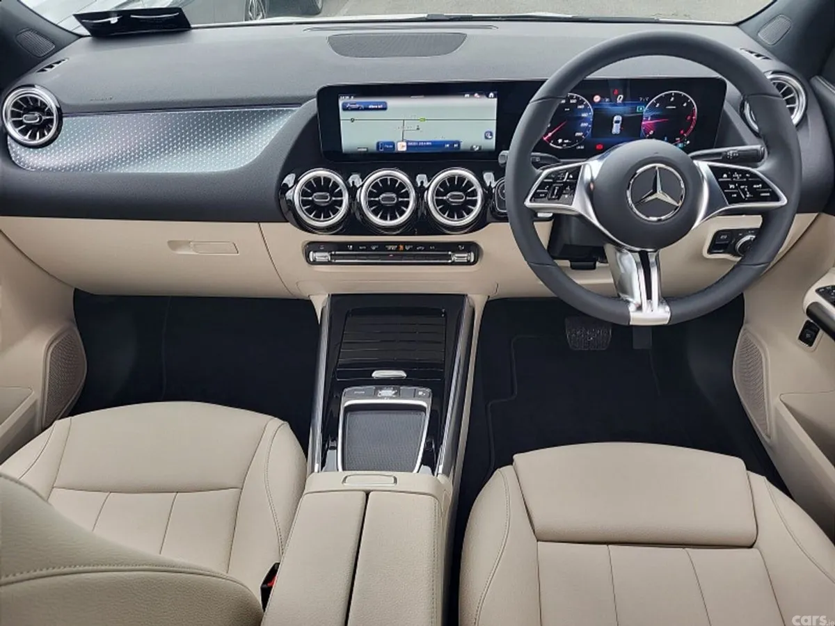 Mercedes-Benz GLA SUV, Diesel, 2027, White