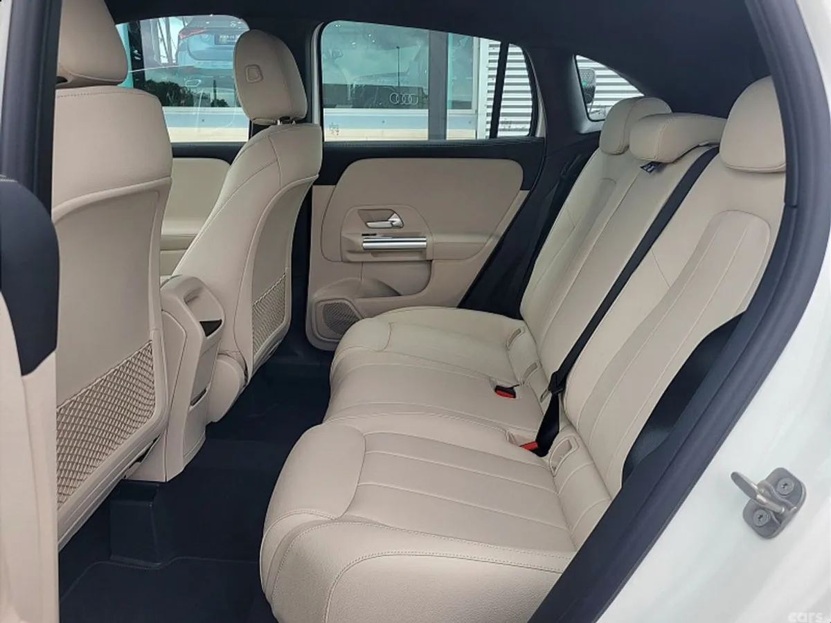 Mercedes-Benz GLA SUV, Diesel, 2027, White