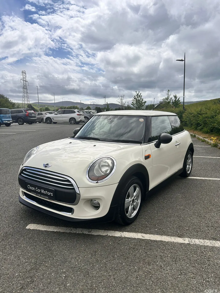 Mini Mini Hatchback, Petrol, 2015, White