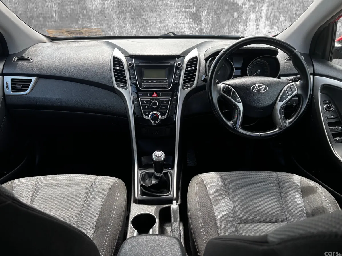 Hyundai i30 Hatchback, Diesel, 2016, Red