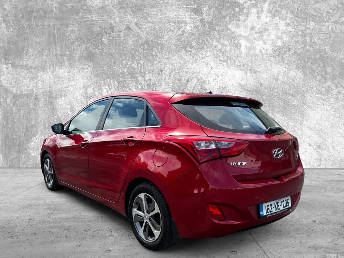 Hyundai i30 Hatchback, Diesel, 2016, Red