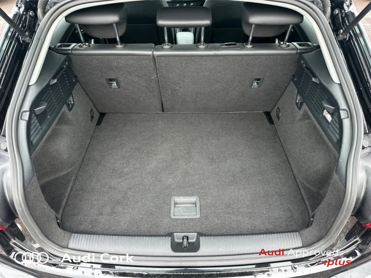 Audi Q2 Estate, Petrol, 2021, Black