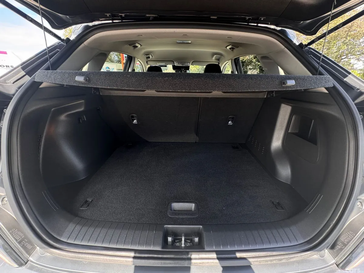 Hyundai KONA MPV, Diesel, 2021, Grey