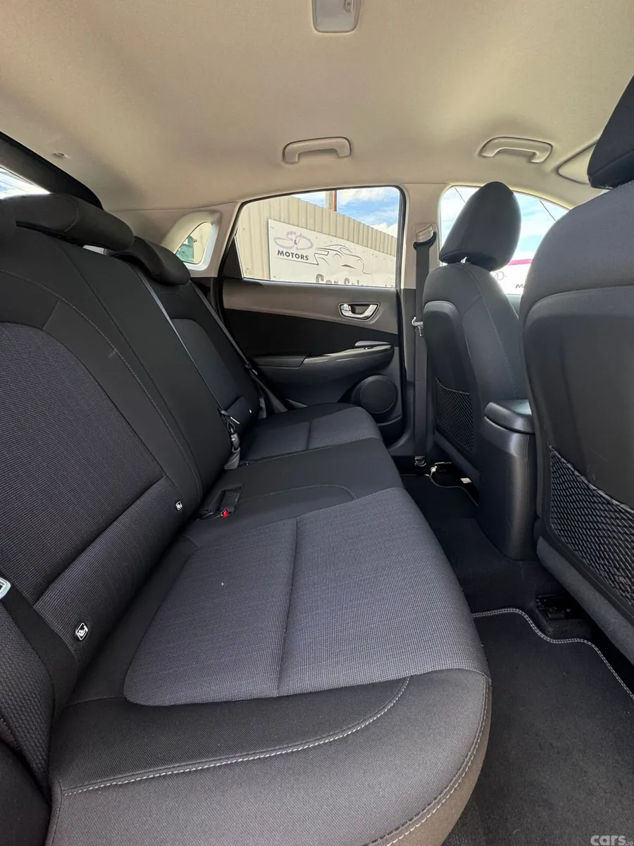 Hyundai KONA MPV, Diesel, 2021, Grey
