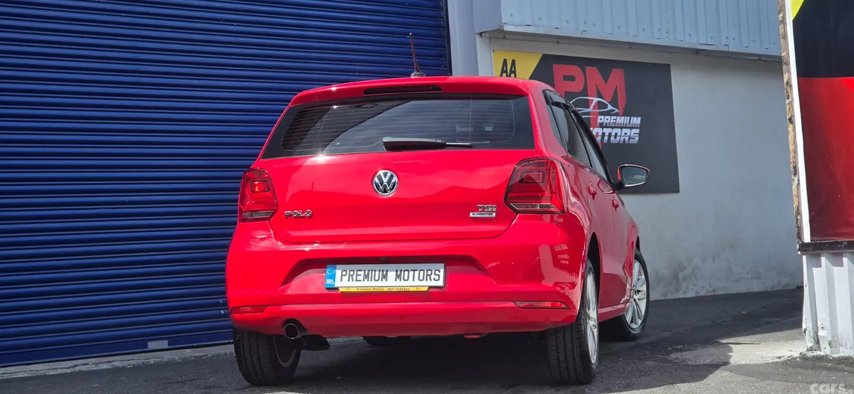 Volkswagen Polo Hatchback, Petrol, 2018, Red
