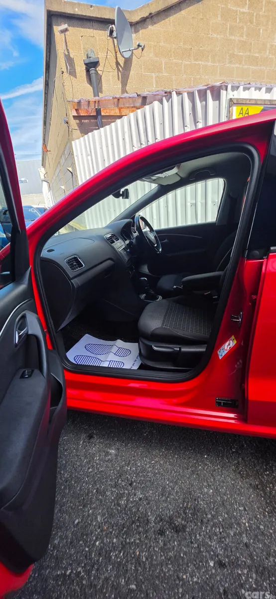 Volkswagen Polo Hatchback, Petrol, 2018, Red
