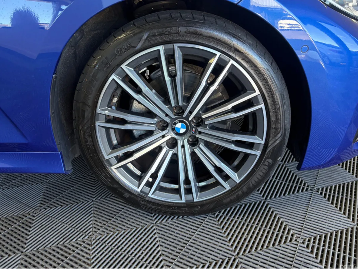 BMW 3-Series Saloon, Diesel, 2021, Blue