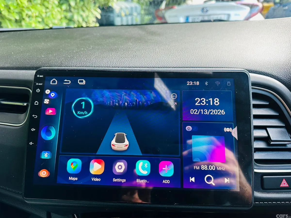 Honda Vezel Estate, Petrol Hybrid, 2019, White
