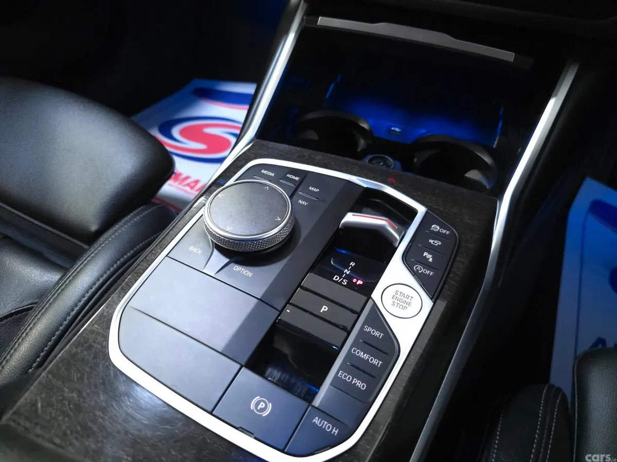 BMW 3-Series Estate, Diesel, 2023, Blue