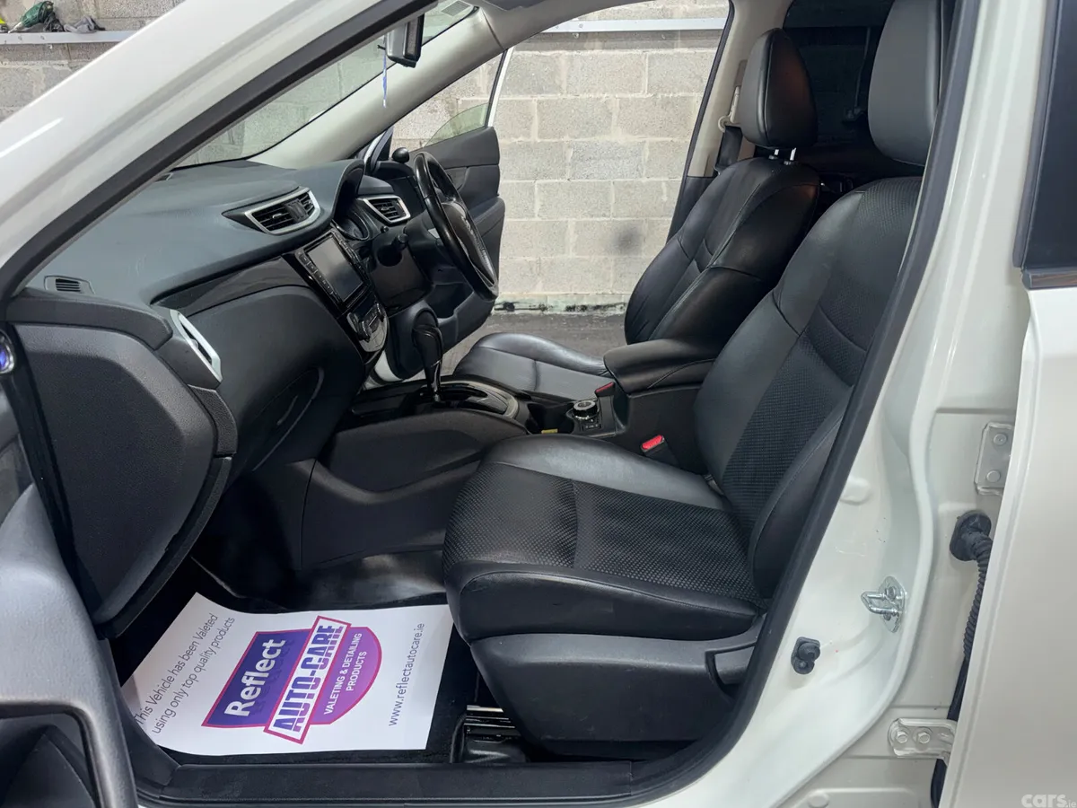 Nissan X-Trail SUV, Petrol Hybrid, 2016, White