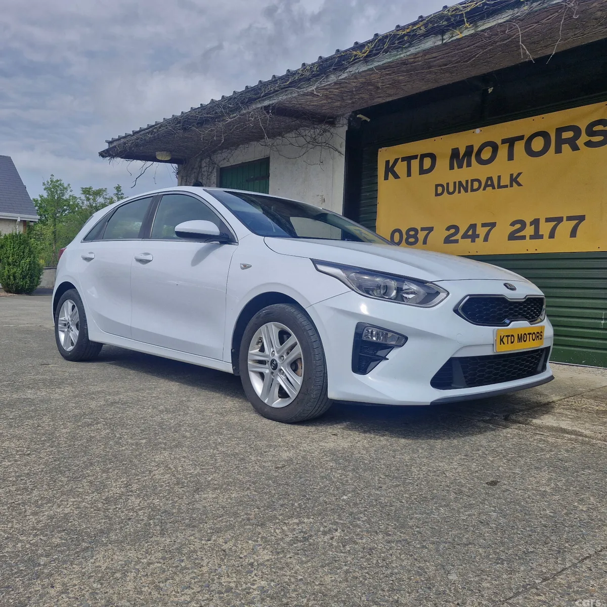 Kia Ceed Hatchback, Diesel, 2019, White