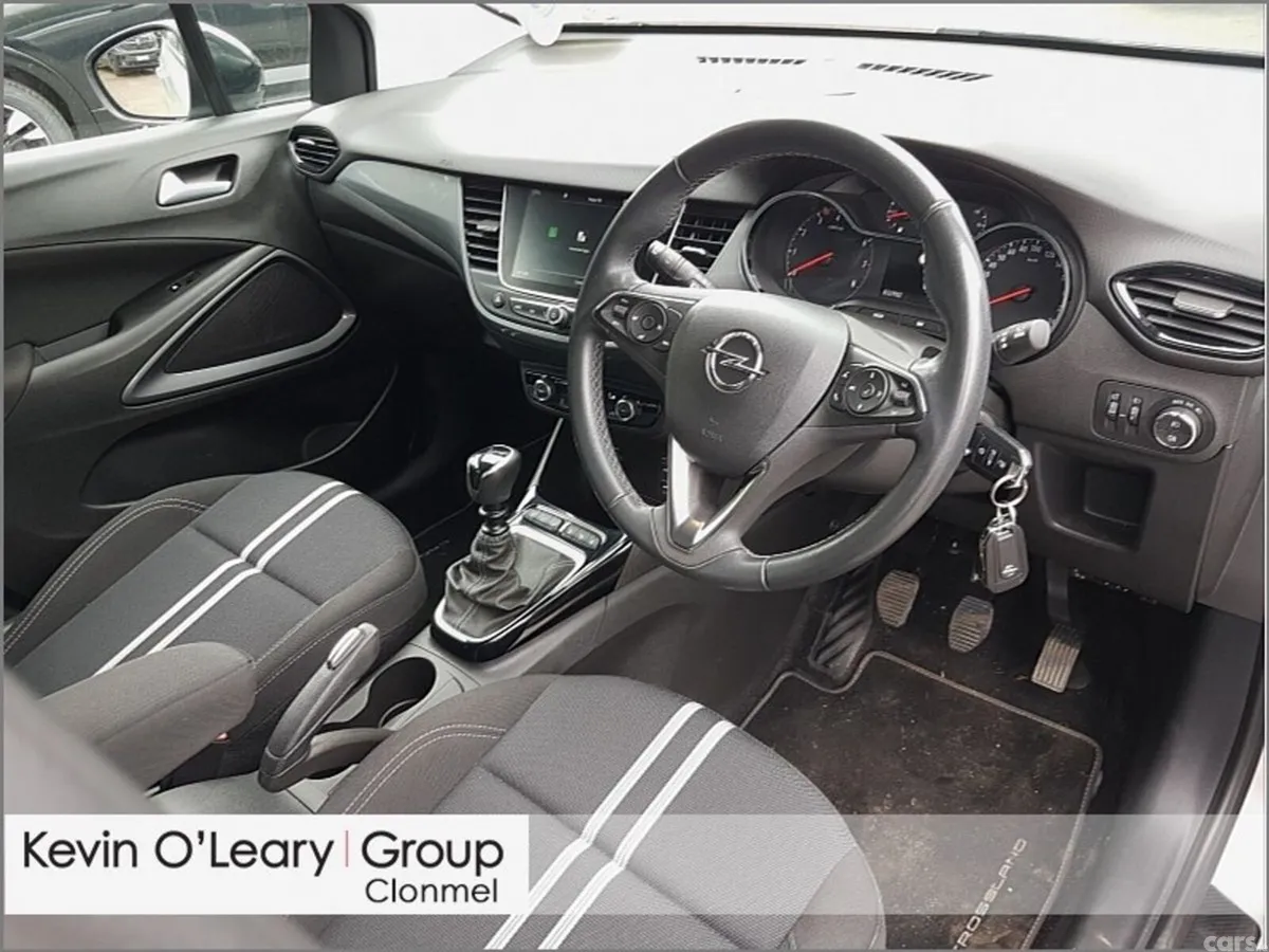 Opel Crossland SUV, Petrol, 2024, Grey