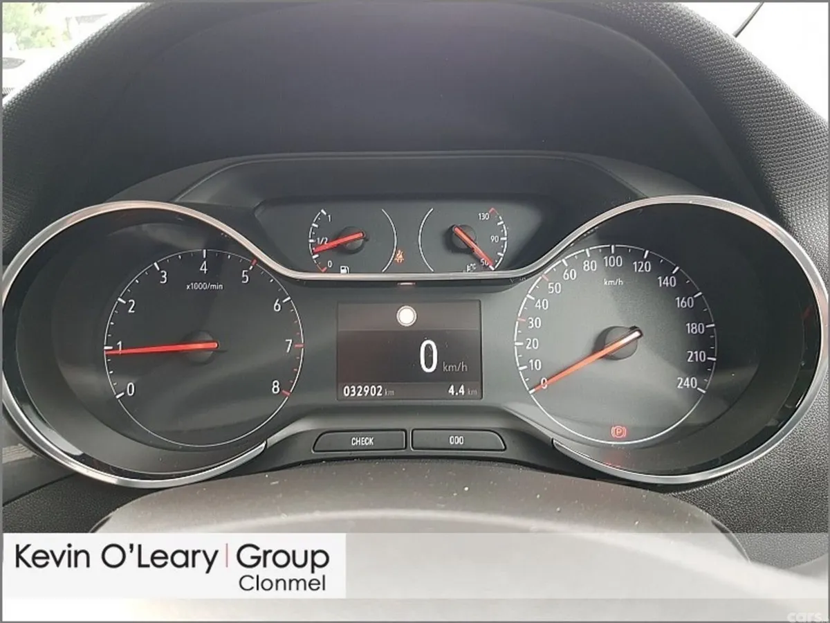 Opel Crossland SUV, Petrol, 2024, Grey