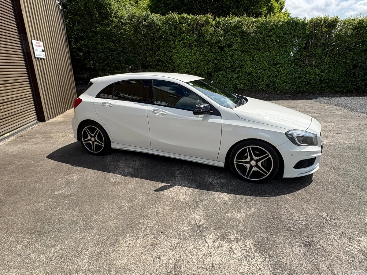 Mercedes-Benz A-Class Hatchback, Petrol, 2015, White