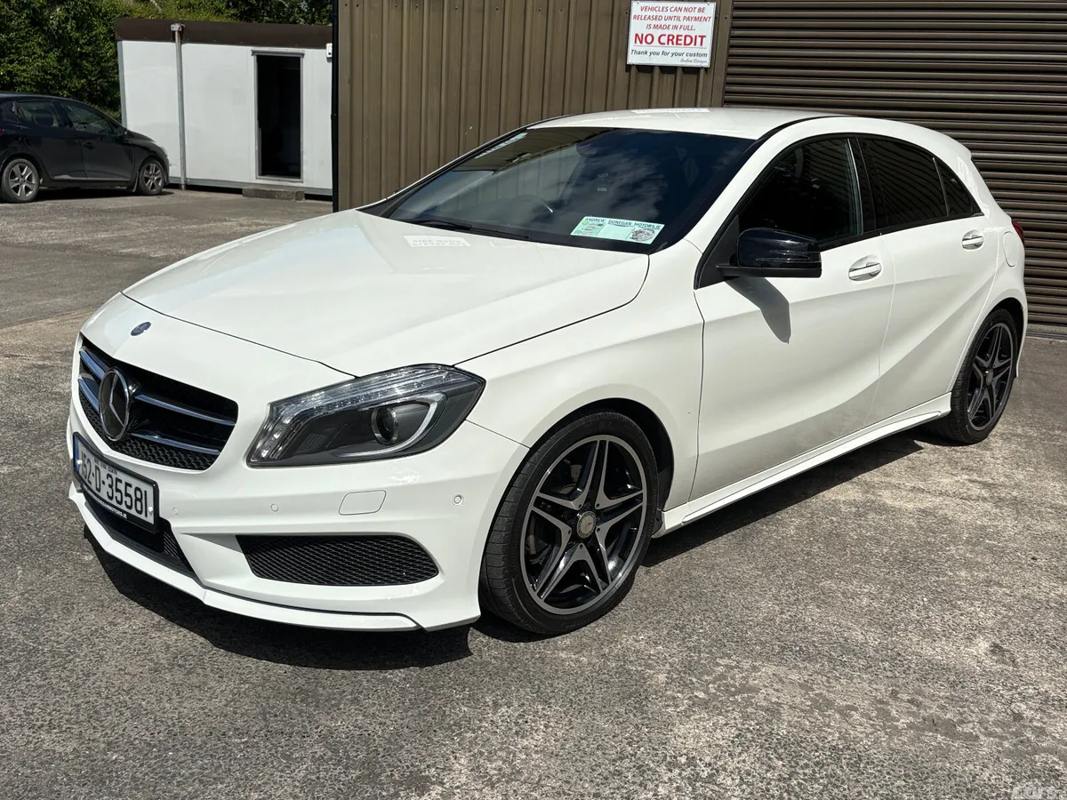 Mercedes-Benz A-Class Hatchback, Petrol, 2015, White