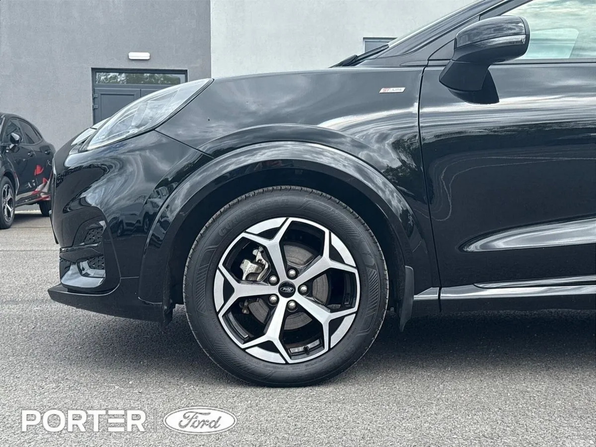 Ford Puma MPV, Petrol, 2025, Black
