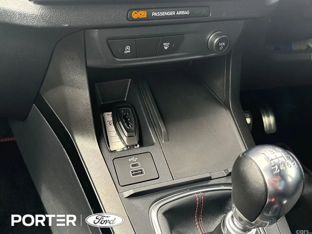 Ford Puma MPV, Petrol, 2025, Black