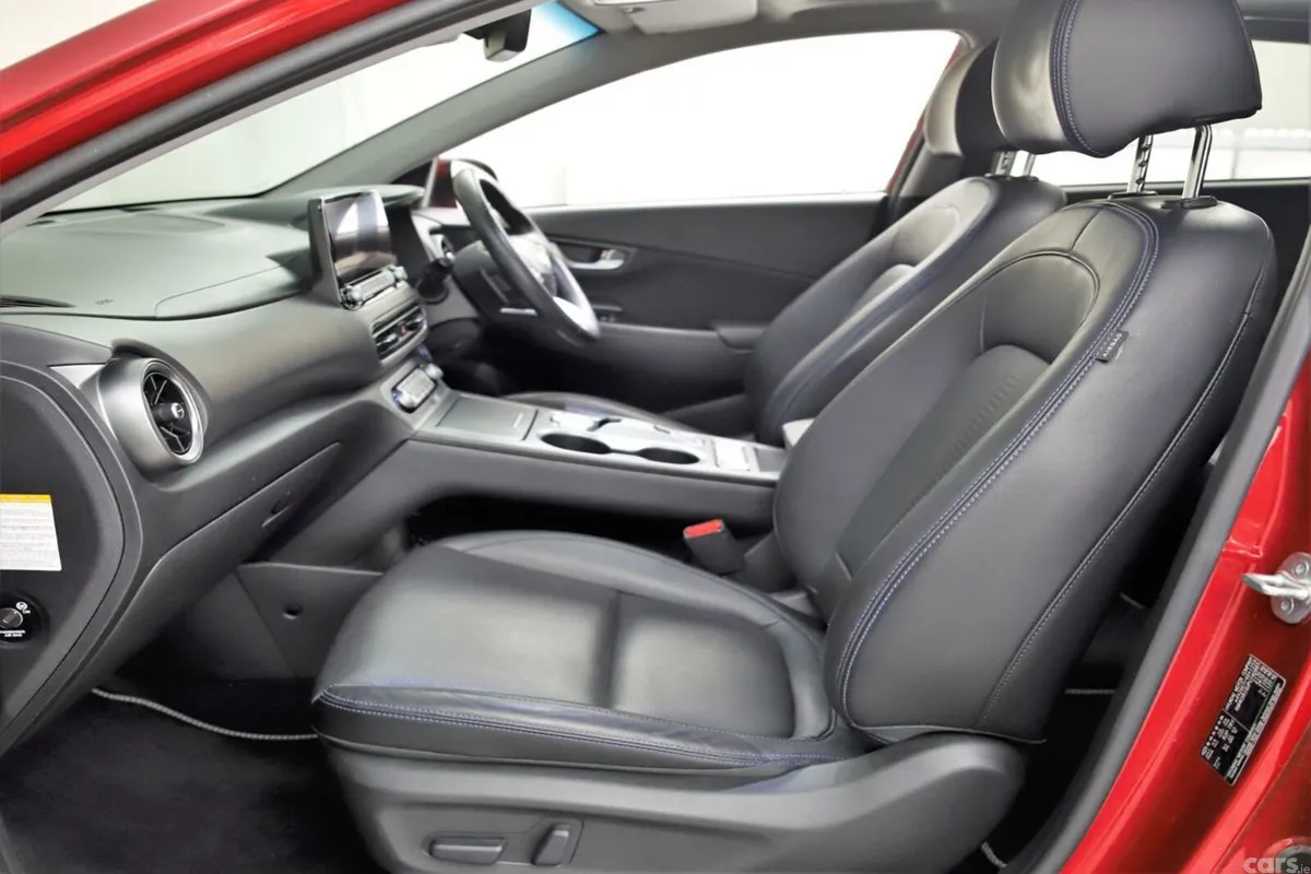 Hyundai KONA SUV, Electric, 2023, Red