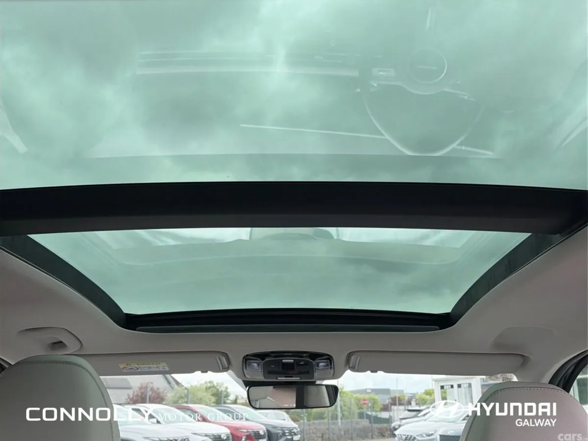 Hyundai Tucson SUV, Petrol Plug-in Hybrid, 2025, Black