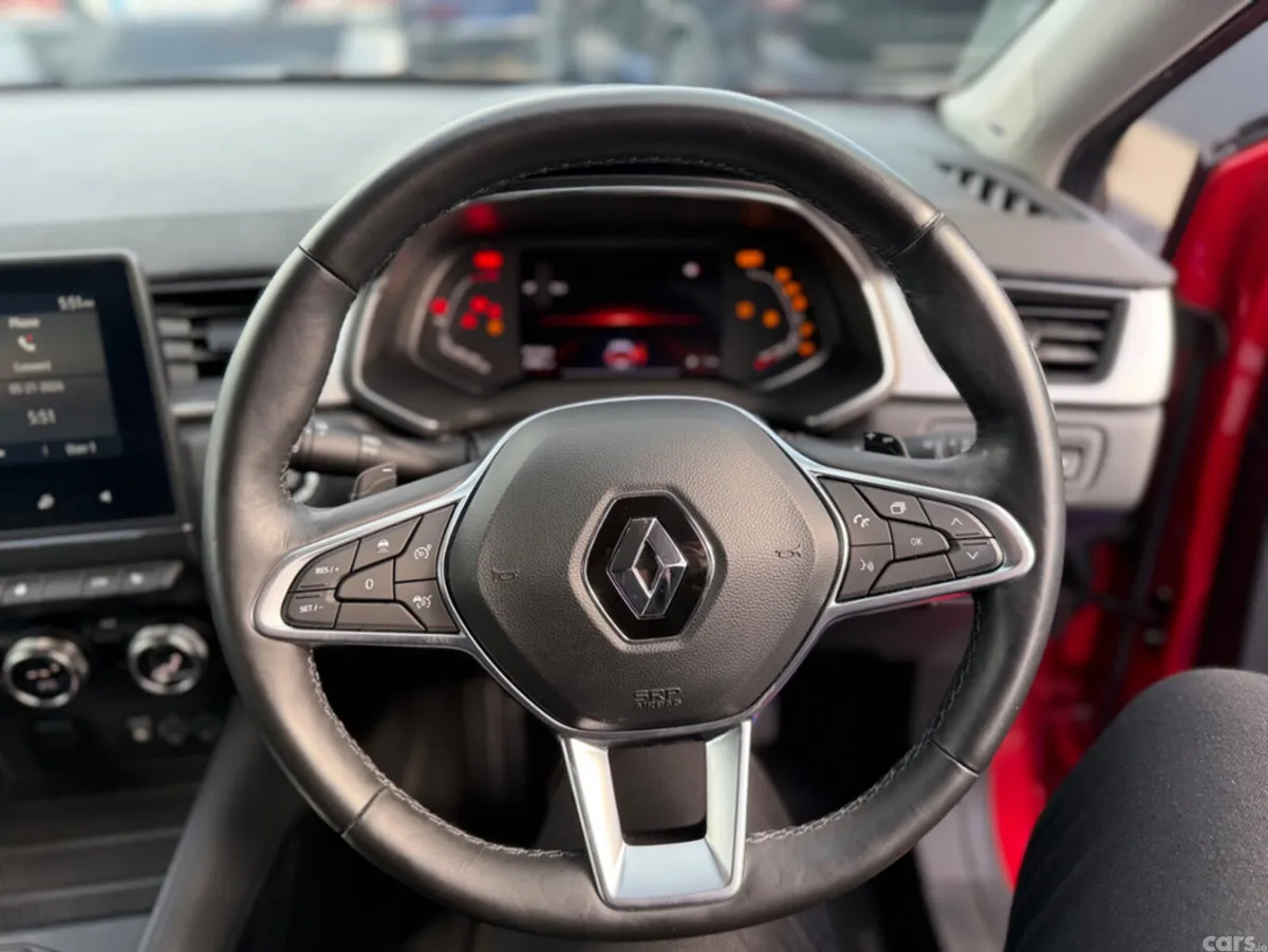 Renault Captur SUV, Petrol, 2021, Red