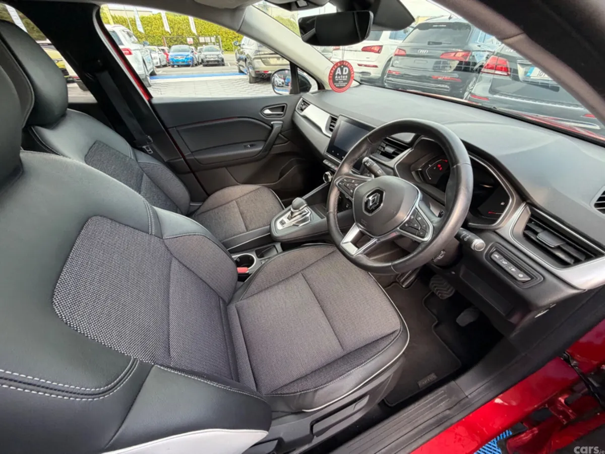 Renault Captur SUV, Petrol, 2021, Red