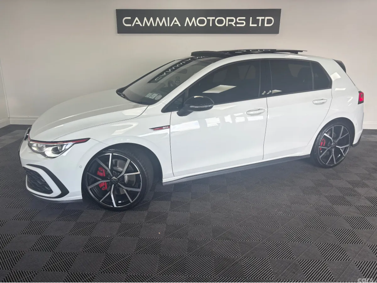 Volkswagen Golf Hatchback, Petrol, 2021, White