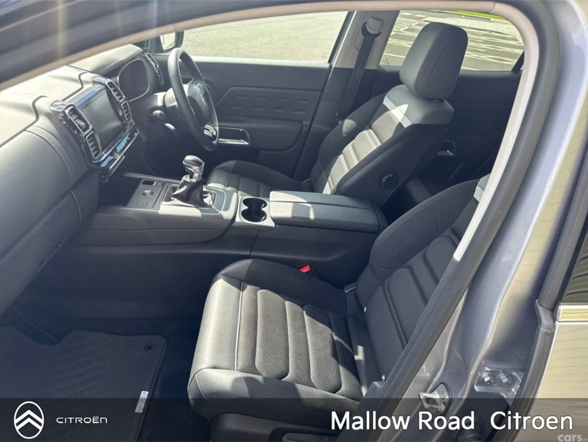 Citroen C5 Aircross Hatchback, Petrol, 2024, Grey